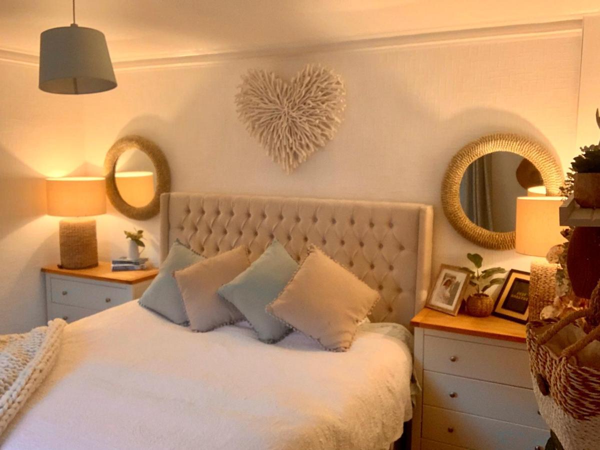 Romantic Luxury Right Next To The Ocean Holiday home Saint Abbs